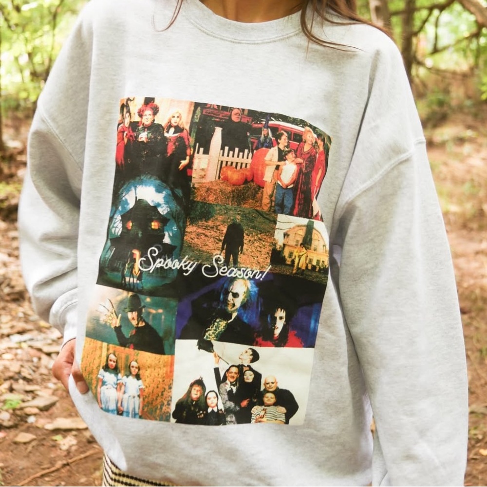 NWT Charlie Southern Spooky Season Graphic Crewneck Sweatshirt